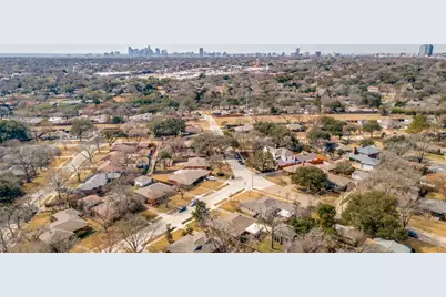 6737 Ravendale Lane, Dallas, TX 75214 - Photo 30