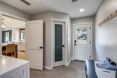 6737 Ravendale Lane, Dallas, TX 75214 - Photo 22