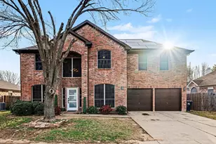 6715 Canyon Creek Dr, Arlington, TX 76001 - Photo 1