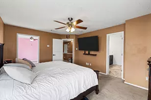 6715 Canyon Creek Dr, Arlington, TX 76001 - Photo 10