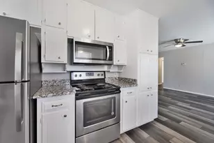 6609 Bernadine Dr, Watauga, TX 76148 - Photo 18