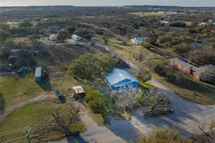 901 S Miller St, Breckenridge, TX 76424 - Photo 24