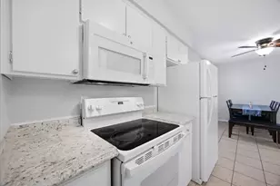 1905 W Morton St, Denison, TX 75020 - Photo 6