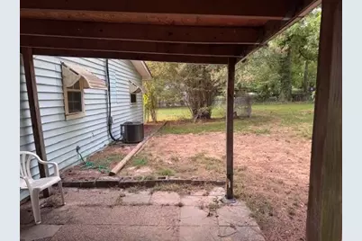 1025 17th Street NE, Paris, TX 75460 - Photo 2