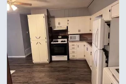 1025 17th Street NE, Paris, TX 75460 - Photo 6