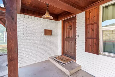 212 N Crockett Street, Granbury, TX 76048 - Photo 6