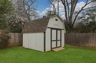 806 Waggoner Dr, Arlington, TX 76013 - Photo 32