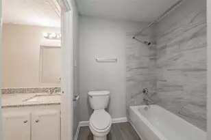 2286 Nantucket Village Cir, Dallas, TX 75227 - Photo 16