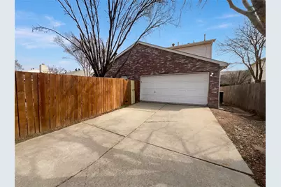 2029 Diamond Ridge Drive, Carrollton, TX 75010 - Photo 18