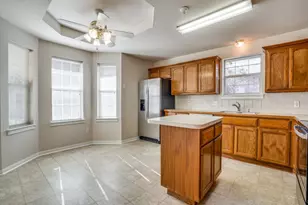 701 Colony Dr, Greenville, TX 75402 - Photo 8