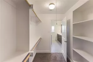 2437 Gramercy Park Dr, Flower Mound, TX 75028 - Photo 12