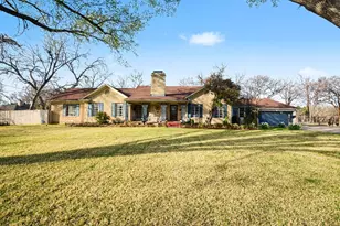 1225 E Union Bower Rd, Irving, TX 75061 - Photo 18