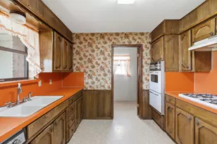 207 Pine St, Gordon, TX 76453 - Photo 10