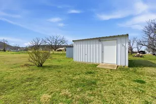 207 Pine St, Gordon, TX 76453 - Photo 24