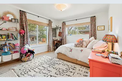 7036 Freemont Street, Dallas, TX 75231 - Photo 22