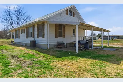 18051 Brookfield Drive, Justin, TX 76247 - Photo 24