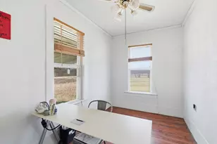 18051 Brookfield Dr, Justin, TX 76247 - Photo 22