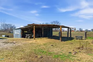 18051 Brookfield Dr, Justin, TX 76247 - Photo 26