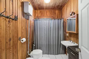 18051 Brookfield Dr, Justin, TX 76247 - Photo 16