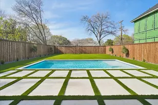 6471 Trammel Dr, Dallas, TX 75214 - Photo 36