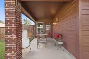 1917 Prescott Downs Dr, Denton, TX 76210 - Photo 26