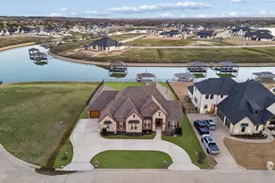5925 Thurmond Sail Ct, Fort Worth, TX 76179 - Photo 2