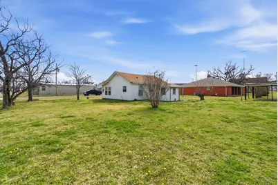 211 Pine Street, Gordon, TX 76453 - Photo 4