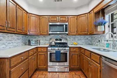 2653 Heatherwood Drive, Dallas, TX 75228 - Photo 10