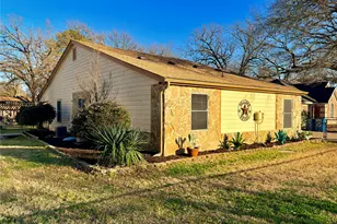 704 Legendary Ln, Mabank, TX 75156 - Photo 6