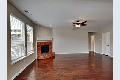 10401 Turning Leaf Trail, Fort Worth, TX 76131 - Photo 2