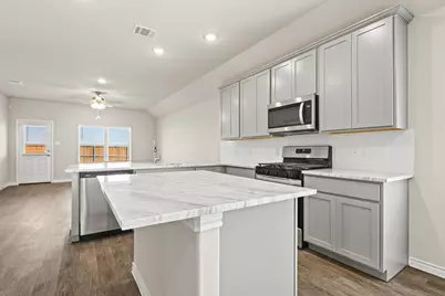 7024 Trestle Street, Crowley, TX 76036 - Photo 2