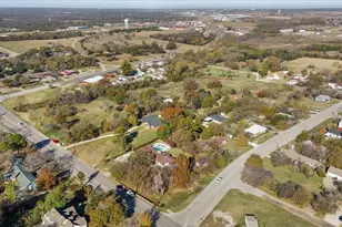 300 W College Ave, Alvarado, TX 76009 - Photo 38