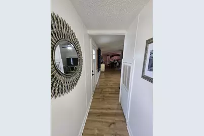 5714 Shoreline Circle S, Fort Worth, TX 76119 - Photo 2