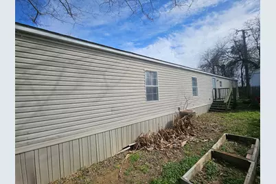 5714 Shoreline Circle S, Fort Worth, TX 76119 - Photo 18