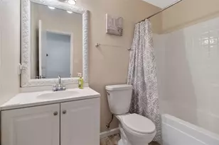 2048 Waterfield Ct, Grand Prairie, TX 75052 - Photo 20