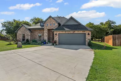 8223 Loar Court, Fort Worth, TX 76126 - Photo 4