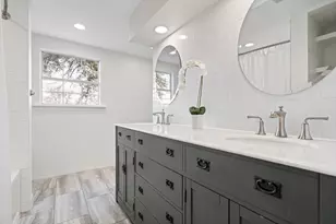 6251 Danbury Ln, Dallas, TX 75214 - Photo 24