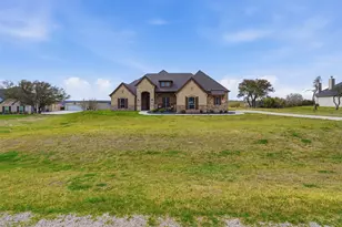 349 Oak Mdw Ln, Weatherford, TX 76085 - Photo 4
