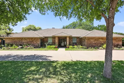 3616 Lands End Street, Fort Worth, TX 76109 - Photo 2