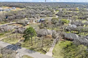 4440 Alydar Dr, Burleson, TX 76028 - Photo 4