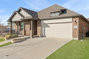 2012 13th St, Argyle, TX 76226 - Photo 2