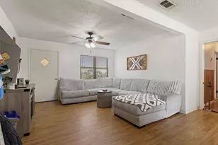 208 Dancer Dr, Longview, TX 75604 - Photo 8