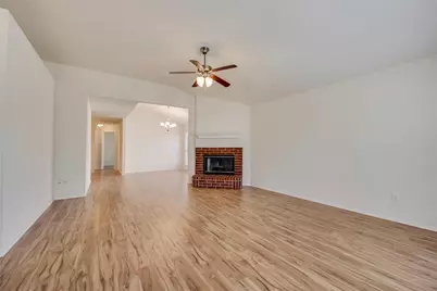 6002 Cohoke Drive, Arlington, TX 76018 - Photo 2