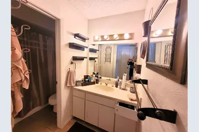 2205 Viewtop Lane, Arlington, TX 76012 - Photo 16