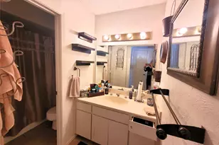 2205 Viewtop Ln, Arlington, TX 76012 - Photo 16