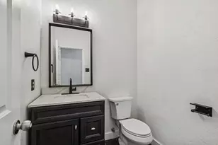 17821 Brent Dr, Dallas, TX 75287 - Photo 16