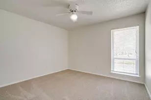 2017 Garden Oaks Dr, Arlington, TX 76012 - Photo 14