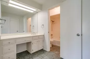 2017 Garden Oaks Dr, Arlington, TX 76012 - Photo 16