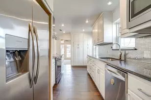 2017 Garden Oaks Dr, Arlington, TX 76012 - Photo 12