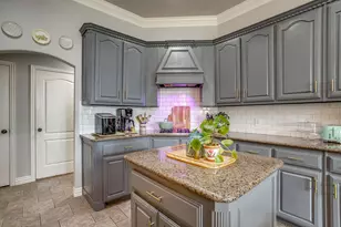 1042 Chesapeake Dr, Mansfield, TX 76063 - Photo 18